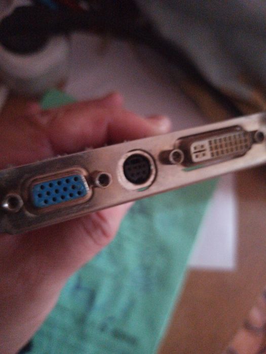 Видео карта vga старая 128мб