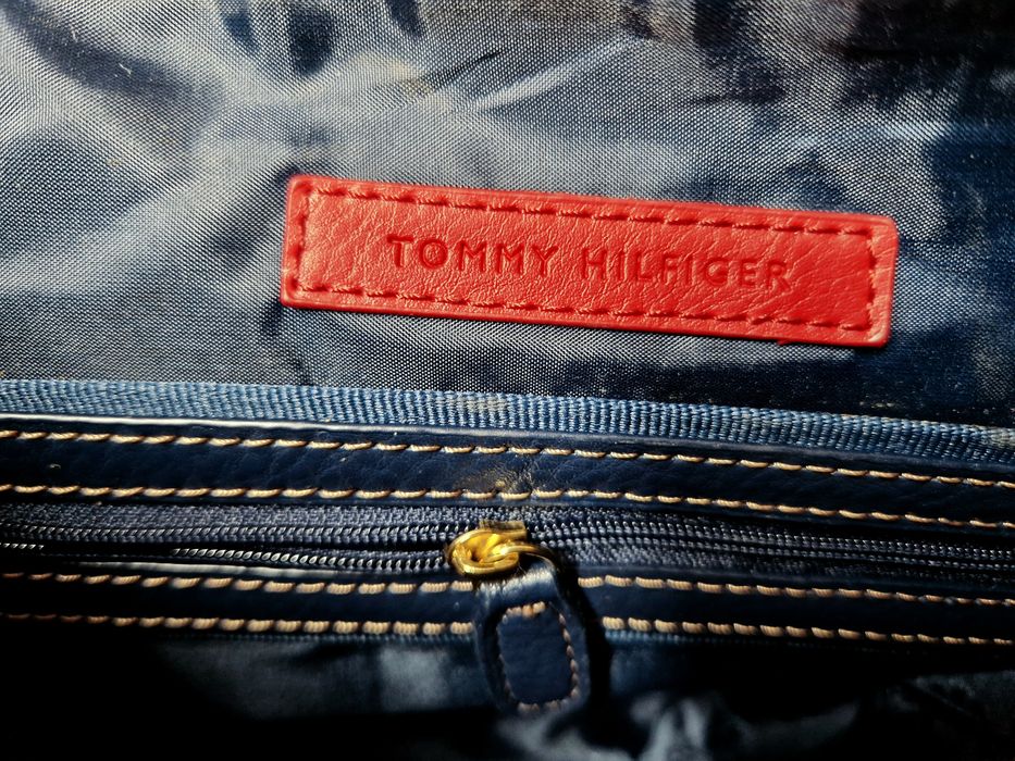 Дамска чанта Tommy Hilfiger