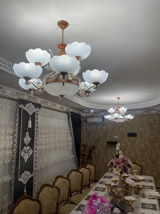 Люстра сотилади яхши
