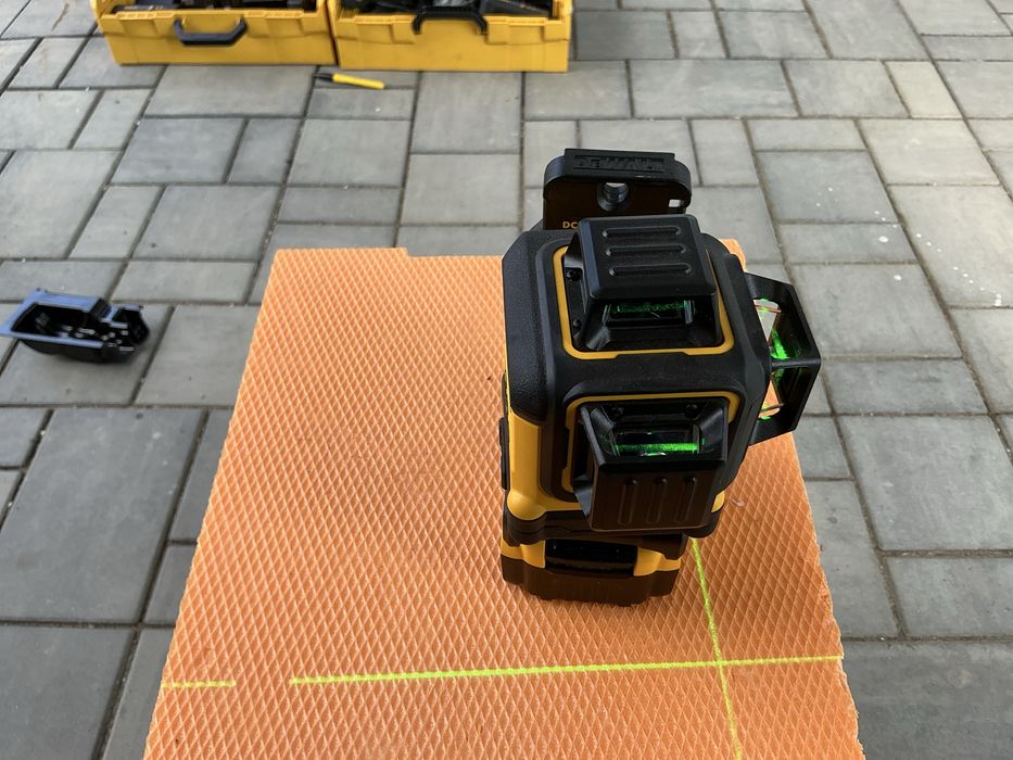 Vind laser Dewalt DCLE34031 nou neutilizat 2025 doar corp fara acumulator