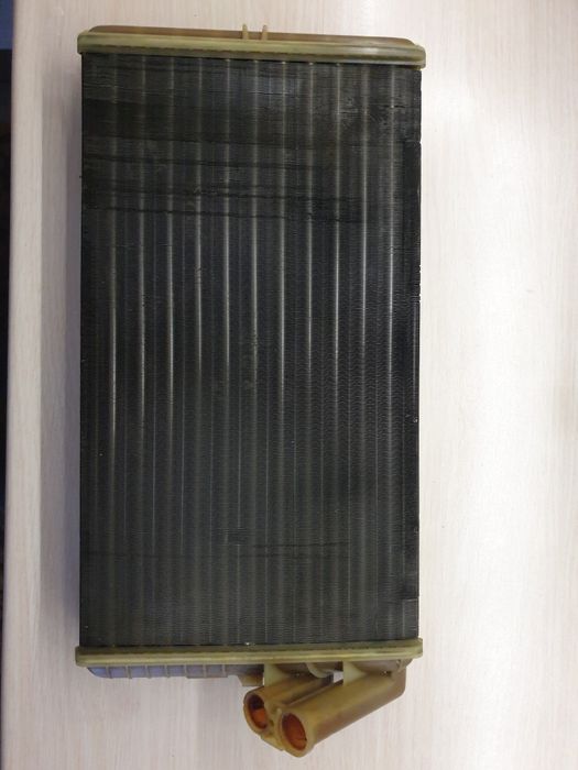 Радиатор отопителя актрос MP1