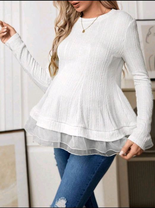 Бяла блуза за бременни