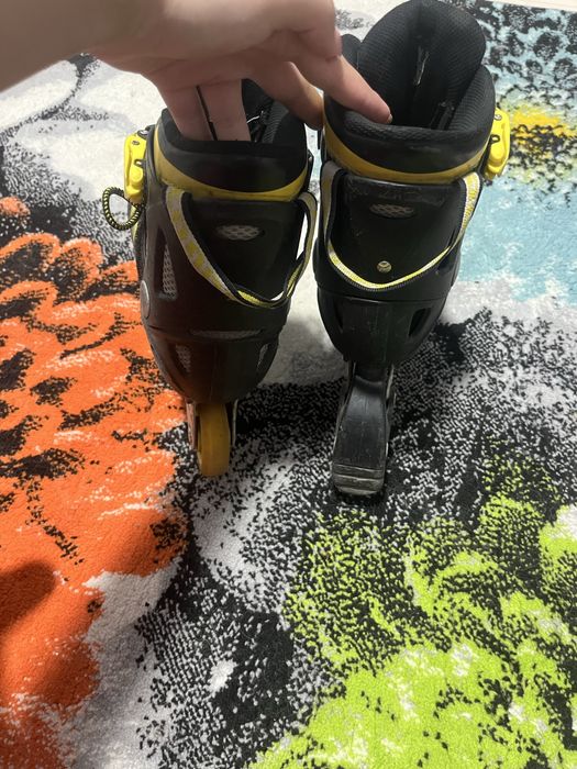 Ролик 37 размер черно-желтый