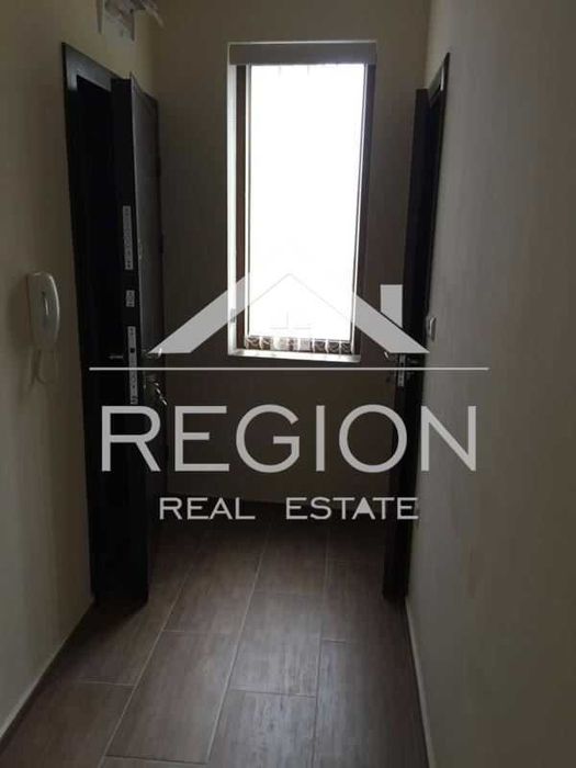 Дава се под наем Тристаен апартамент в Варна, Погреби - 75 кв.м за 408 € - Снимка #3