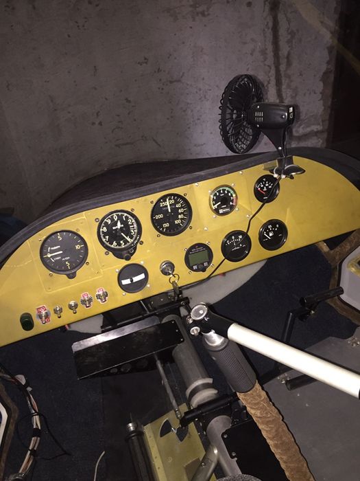 Продам самалет  Птинец2