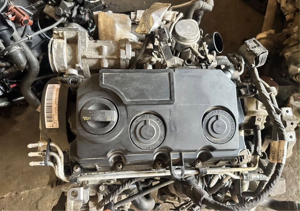 Dezmembrez Passat B6 , an 2008 , 1.9 TDI ,105 cp , cod motor BLS