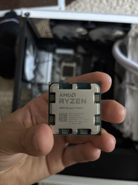 Cooler + procesor + placa de baza + sursa