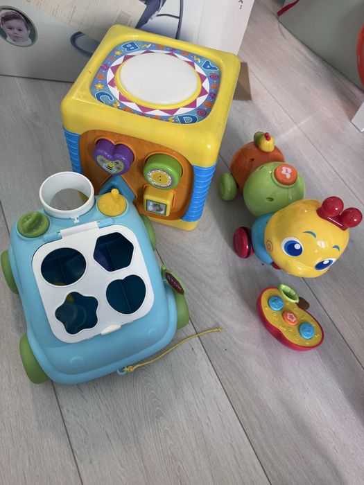 Бебешки играчки и аксесоари