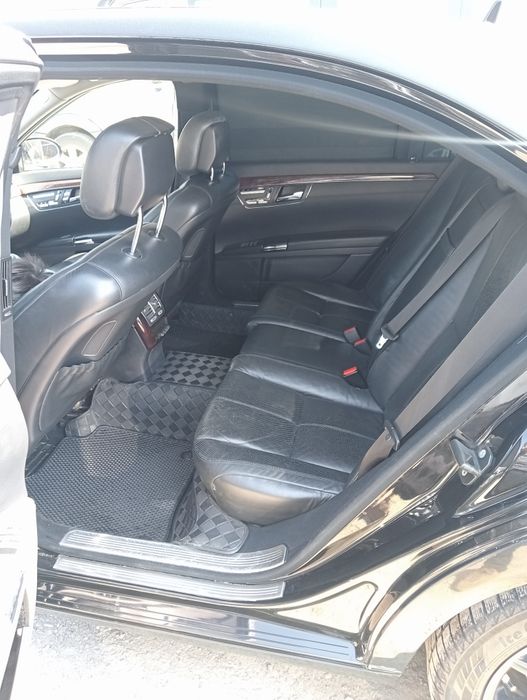 Мерседес S500 в отличном состоянии