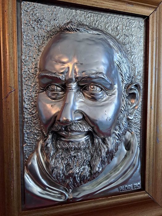 basorelief papa pius alama argintata 40/31 cm