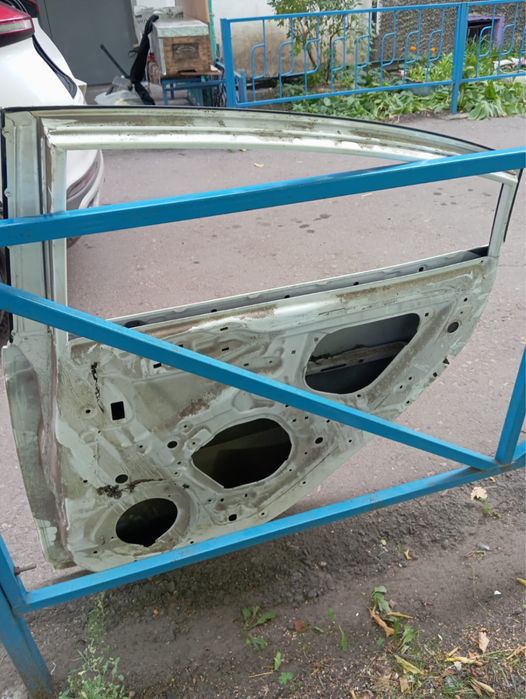 Продам дверь от машины Hyundai Аccent