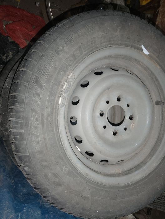 Продам новую резину на дисках