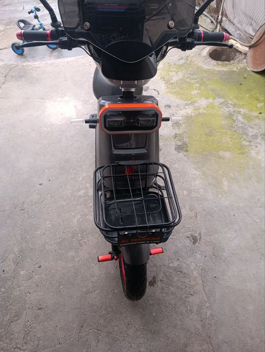 Skuter elektro demansh