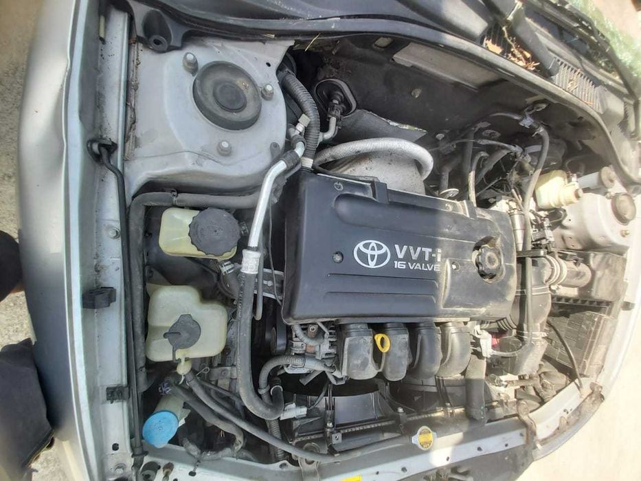 двигатель на toyota avensis 1.8 vvt-i