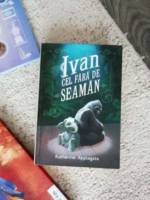 Cărți, 20 ron bucata, 3 buc