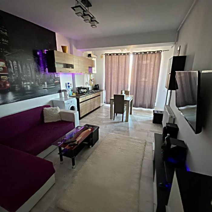 Închiriez apartament termen lung