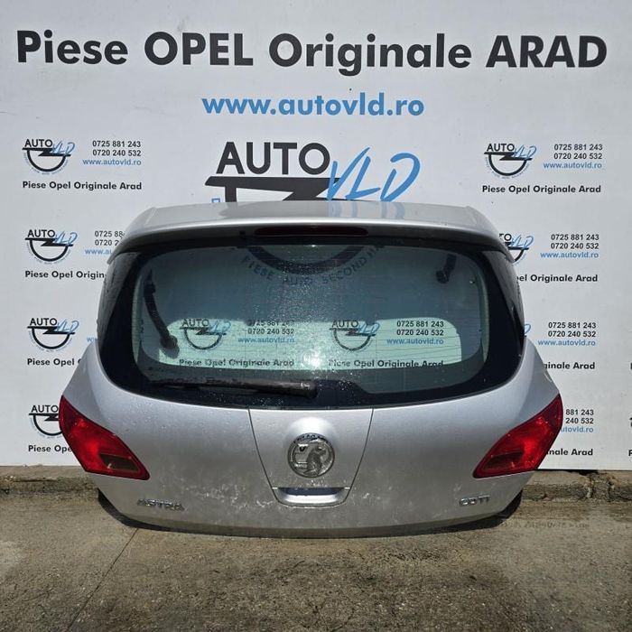 Haion cu luneta Opel Astra J Facelift