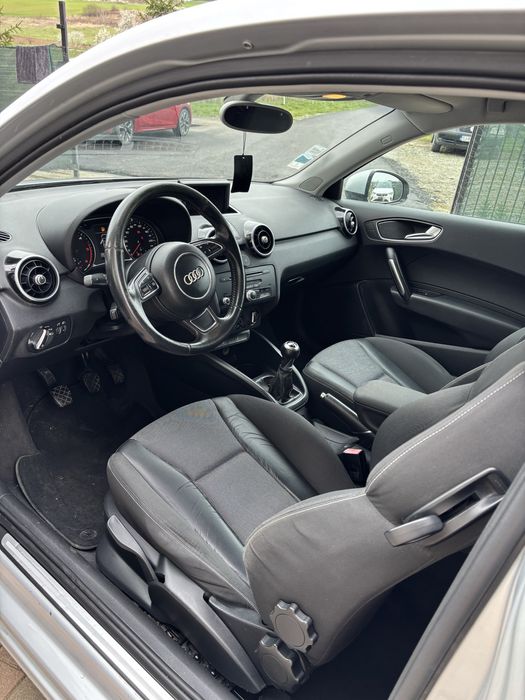 Vând/Schimb Audi A1 2011