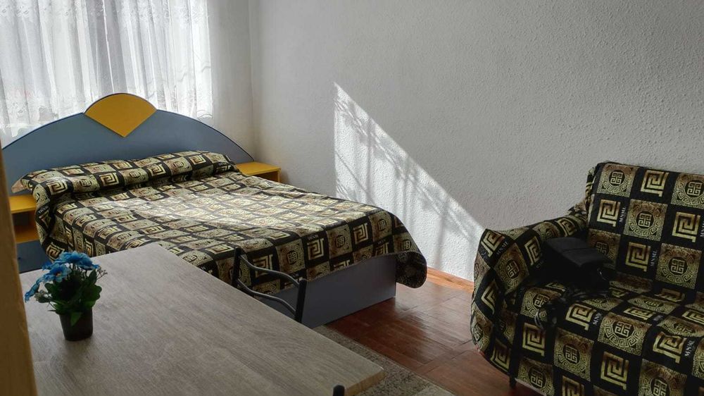 Inchiriez garsoniera ,jud suceava