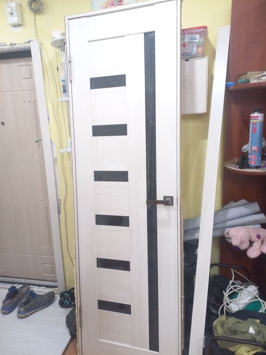 Продам двери межкомнатные