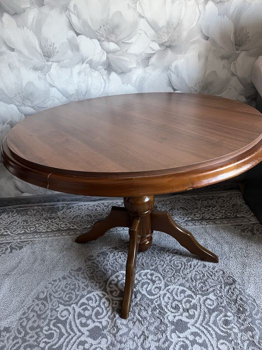 Стол круглый кухонный