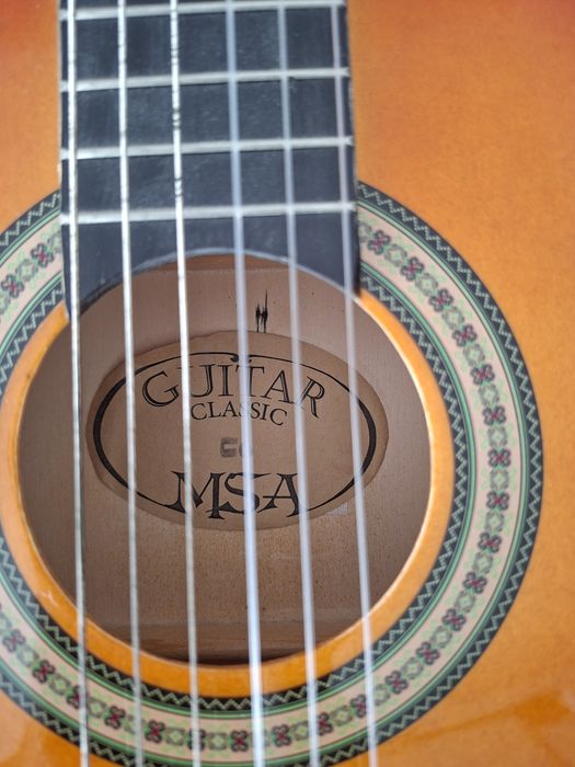 Vand chitara acustica