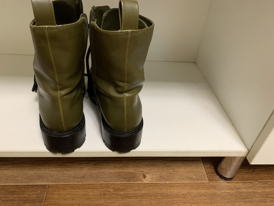 Обувь зимняя и летняя