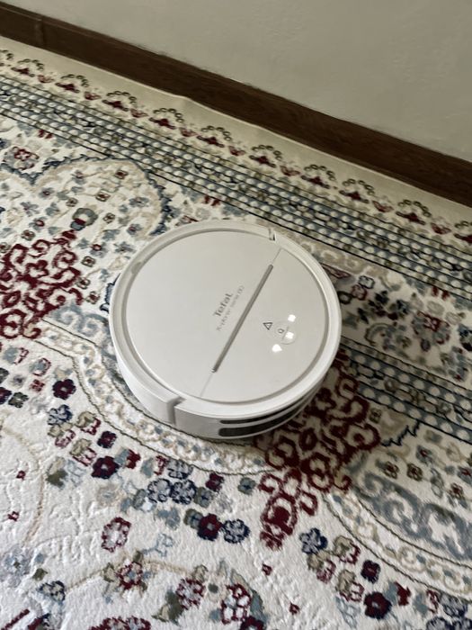 Робот пылесос