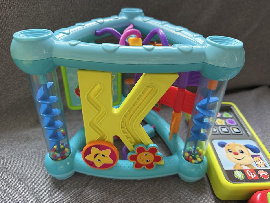 4 Играчи  fisher price и една подарък