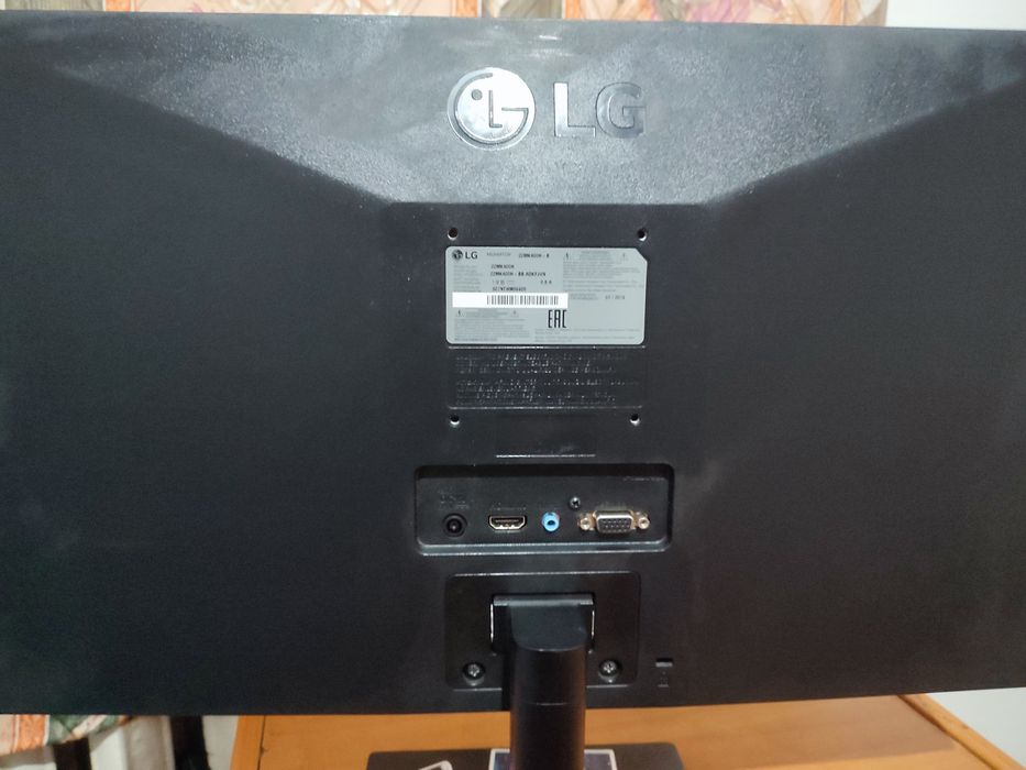 Монитор 60 герц.