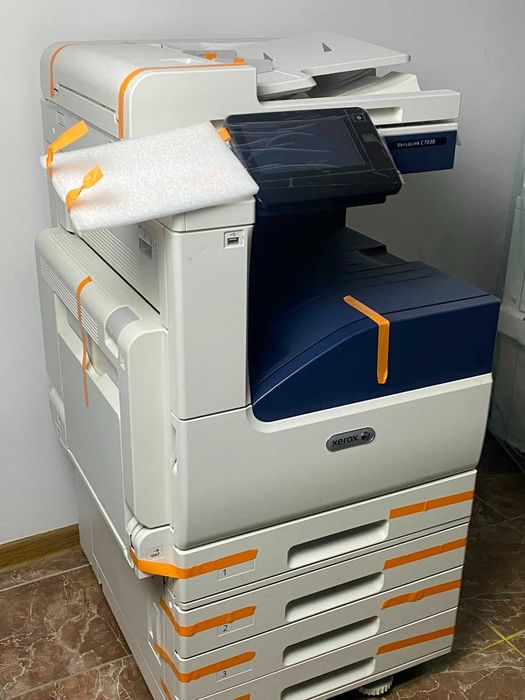 МФУ Xerox VersaLink C7030