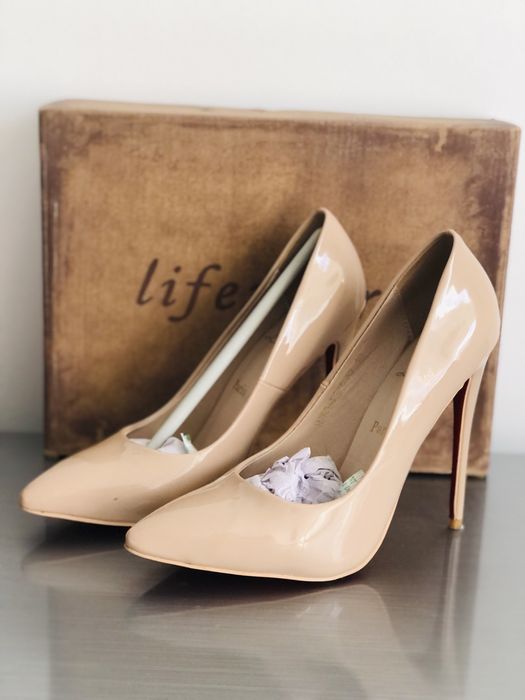 Туфли и босоножки