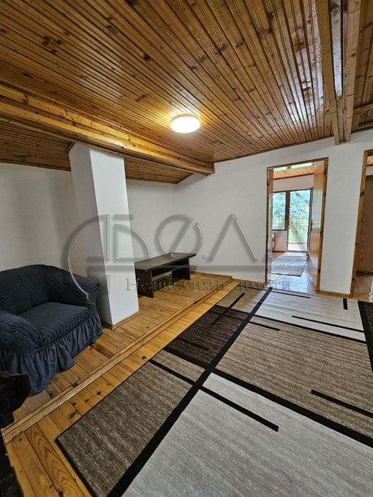 Продава се Къща в с. Томпсън, Област София-област - 216 кв.м за 575 €/кв.м - Снимка #8