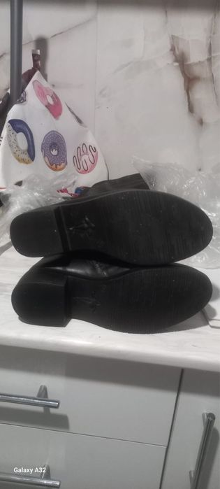 Сапоги женские продам срочно