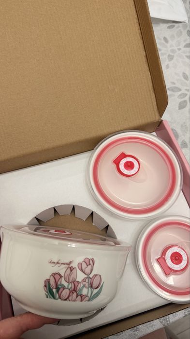 Керамические чашки новые набор