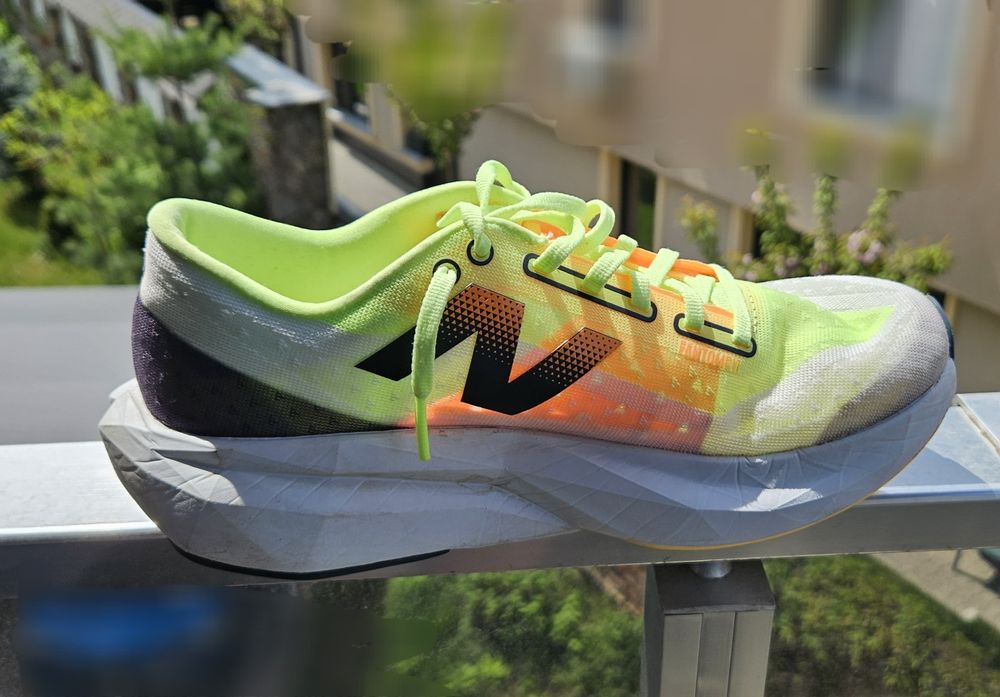 New Balance FuelCell Rebel V4 W's 40 дамски маратонки за бягане