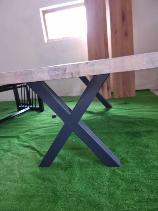 Masă din lemn masiv stejar