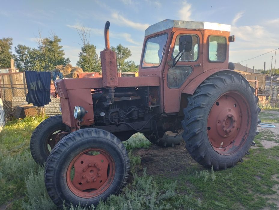 Продам трактор Т40