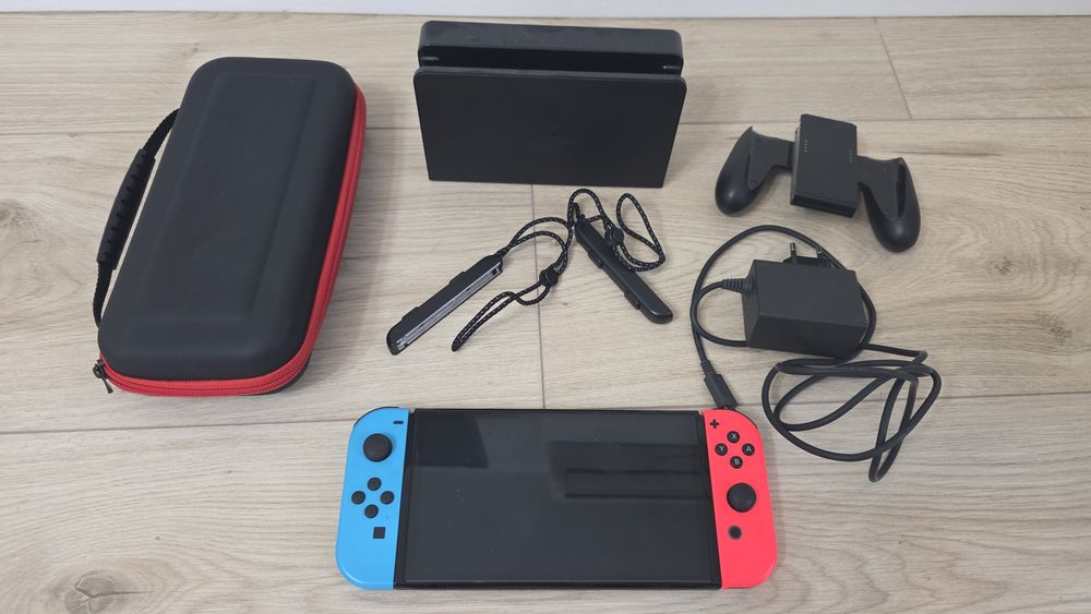 Vand Nintendo SWITCH  oled