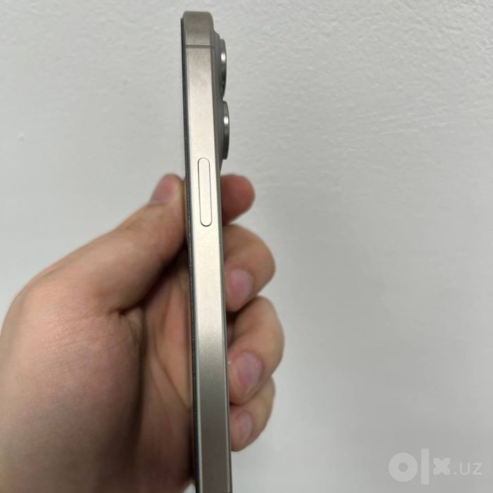 Iphone 15 pro ideal pul kere bogani uchun sotvoman garantiyala beraman
