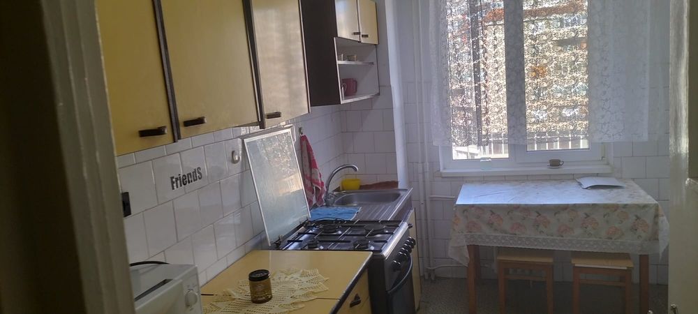 Dau în chirie 2 camere negociabil