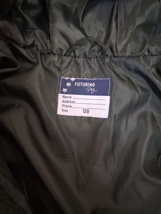 Продам детскую куртку