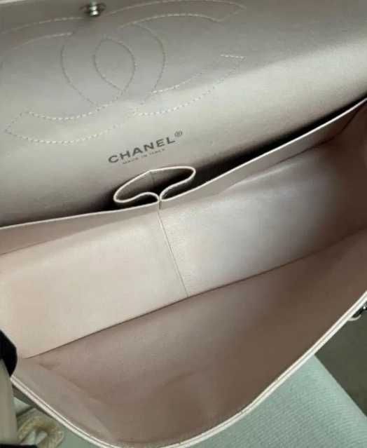 Geanta Chanel din piele Roz Timeless / Poseta