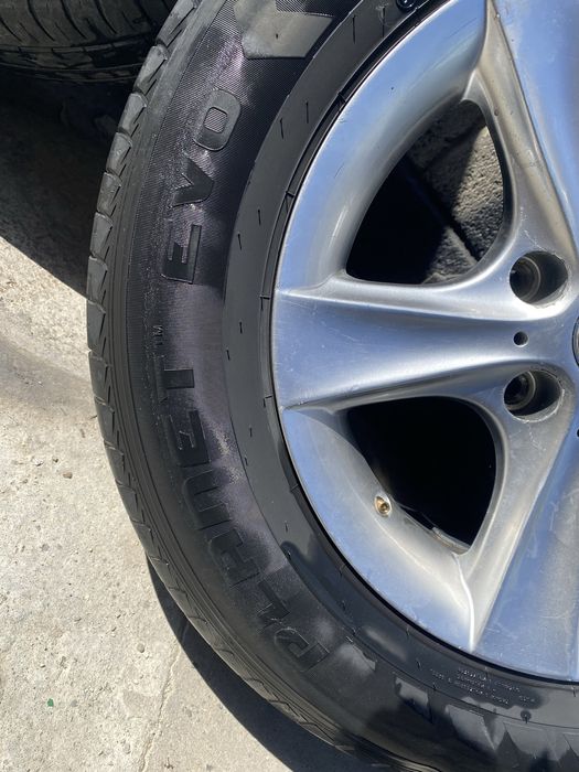 Продам комплект колес на бмв