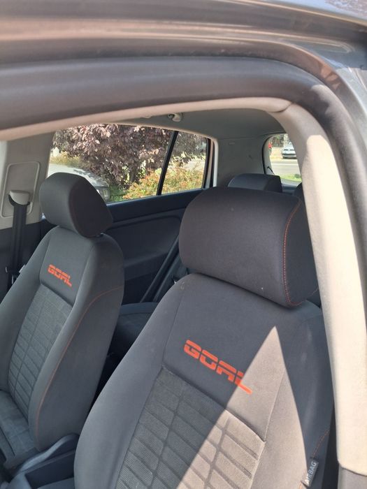 Inchiriez Golf 5 Plus 1.9 diesel