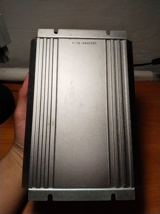 Инвертор 24v to 220v 1000/2000w