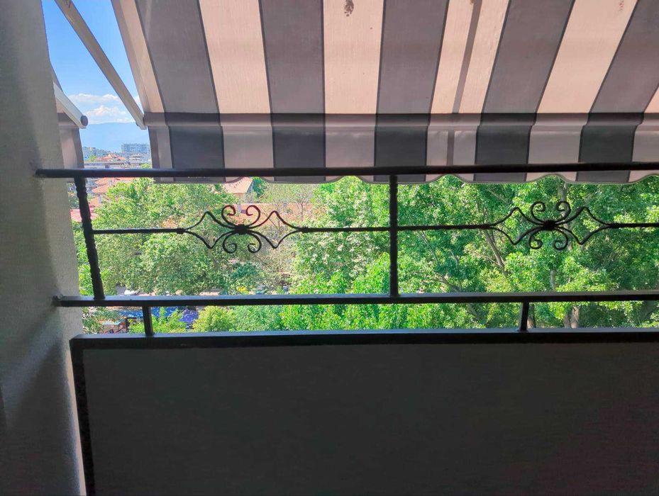 Заварчик Пловдив Заваръчни Услуги Метални Конструкции, Парапети, Тръби