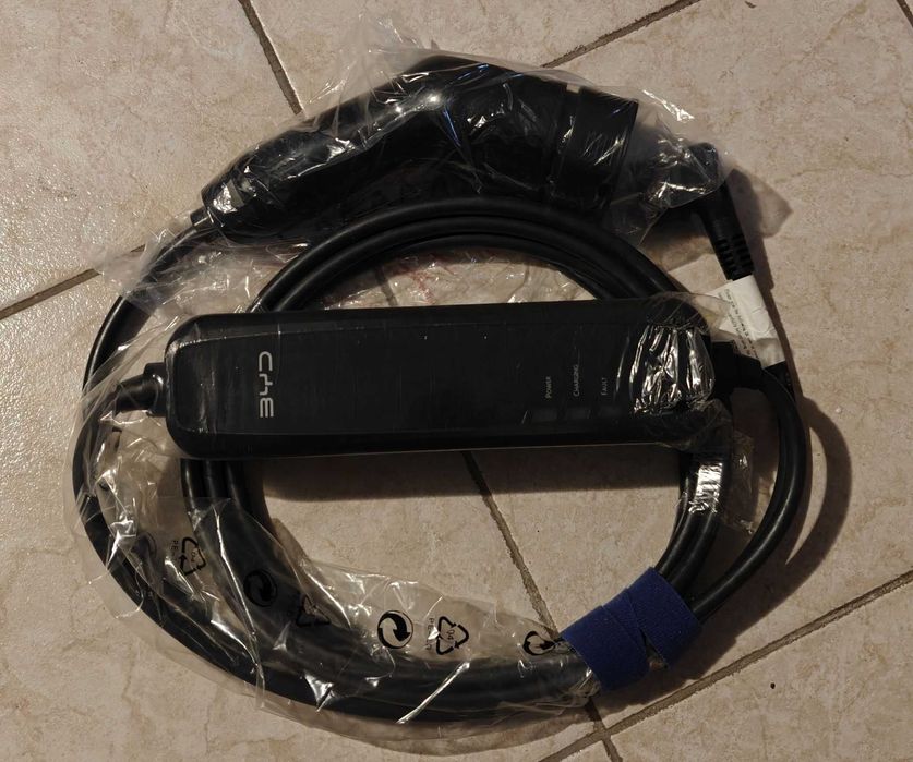 Разни Typ 2 WallBox и Оригинални Мобилни Зарядни Станции Audi VW, PSA, Jeep, Ford, BYD, KIA и др.