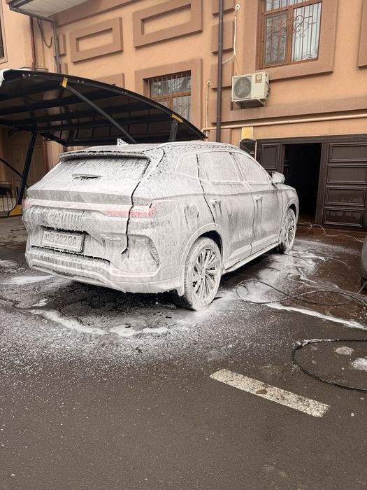 Выездная (кўчма) автомойка хизмати