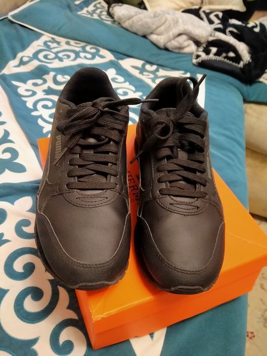 детские кроссовки